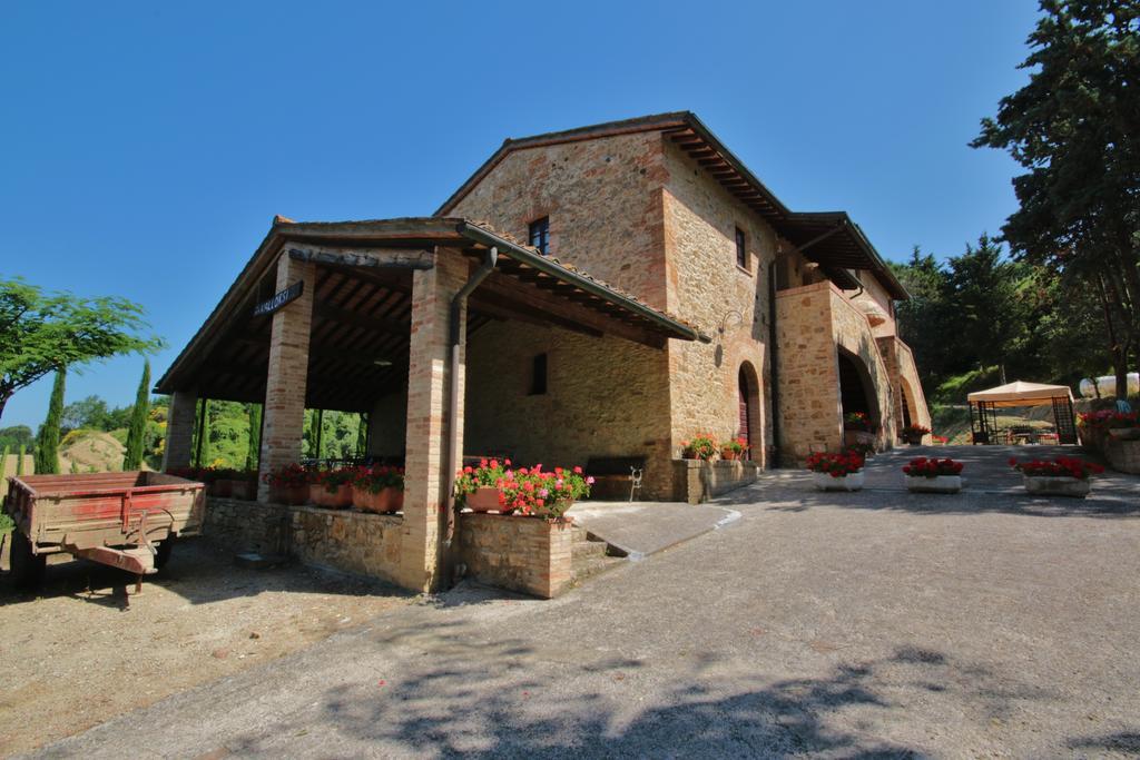 Azienda Agricola E Agriturismo Vallorsi Terricciola Exterior photo