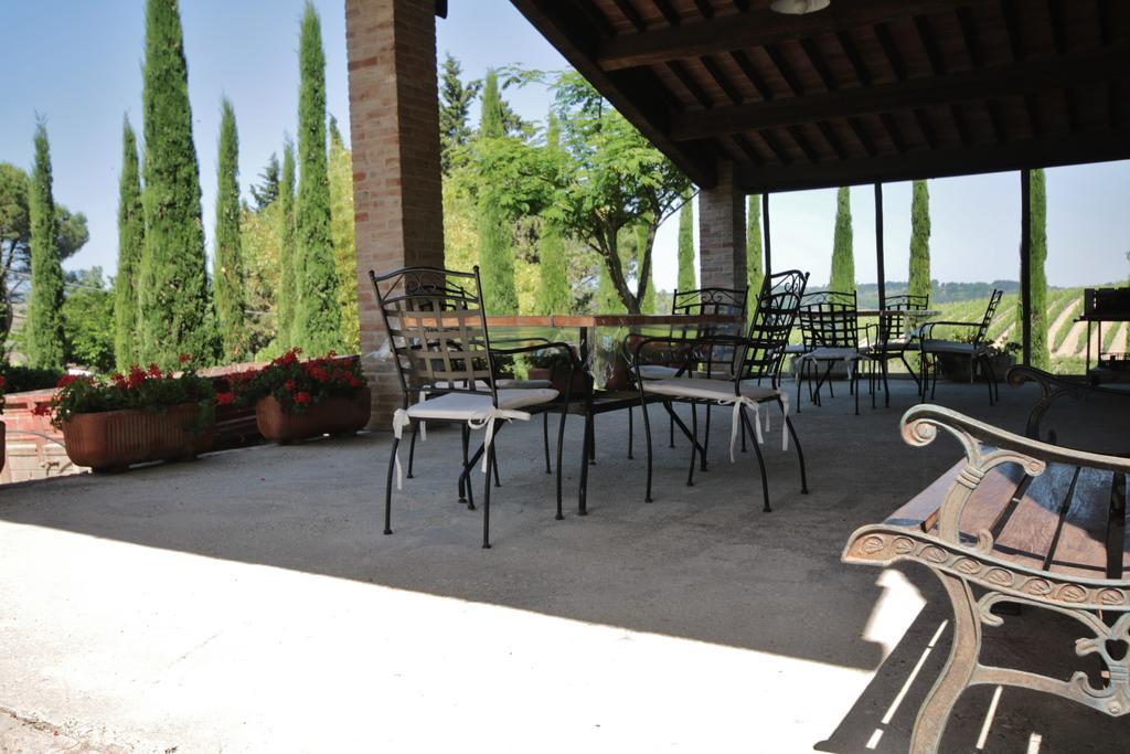 Azienda Agricola E Agriturismo Vallorsi Terricciola Exterior photo