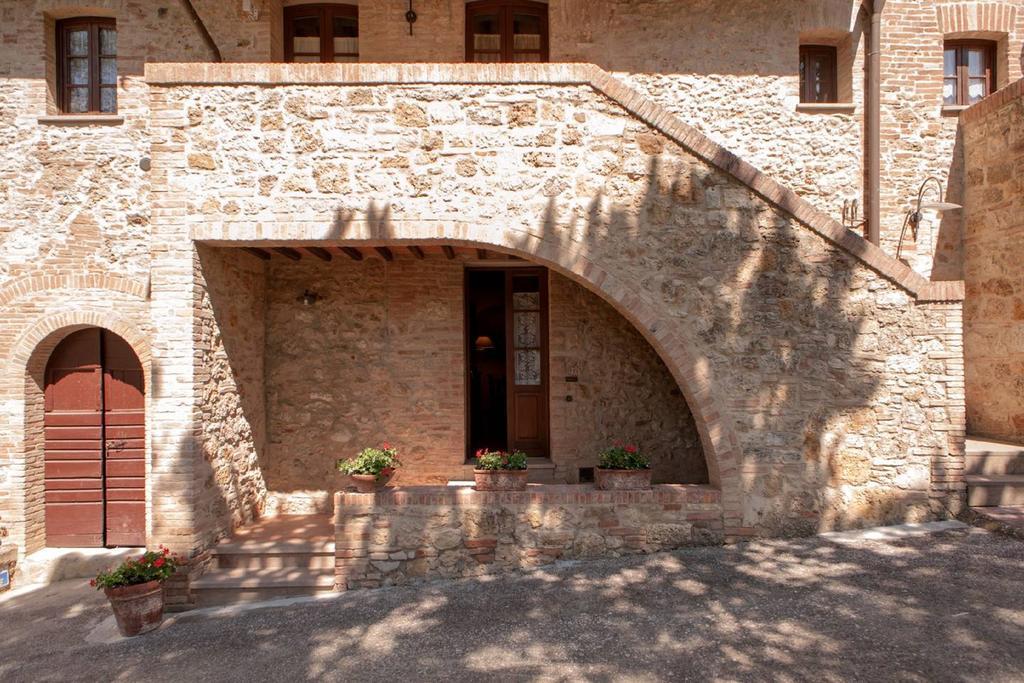 Azienda Agricola E Agriturismo Vallorsi Terricciola Exterior photo